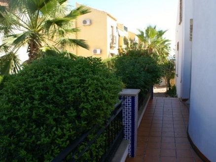 Villa for sale in town, Alicante 215536