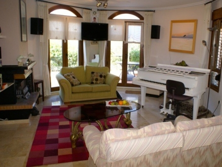 Villa in Alicante for sale 215536