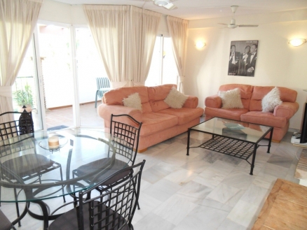 Apartment with 2 bedroom in town 215542
