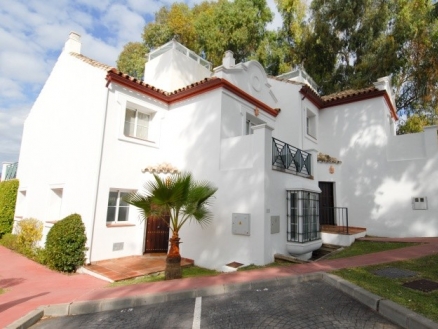 Guadalmina Alta property: Townhome for sale in Guadalmina Alta 215573