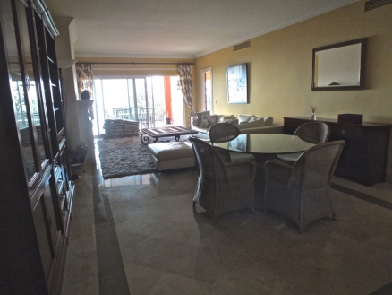 Apartment with 2 bedroom in town 215598