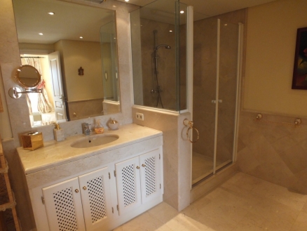 town Apartment 215598