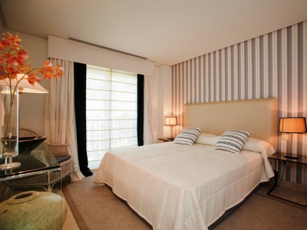 Nueva Andalucia property: Apartment with 2 bedroom in Nueva Andalucia, Spain 215605