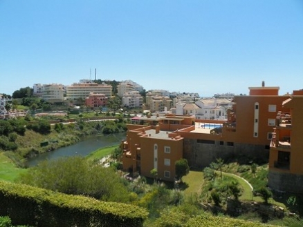 Riviera del Sol property: Apartment for sale in Riviera del Sol, Spain 215609