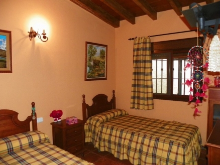 Alhaurin El Grande property: Villa for sale in Alhaurin El Grande, Malaga 215612