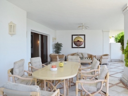 Marbella property: Apartment for sale in Marbella, Malaga 215617