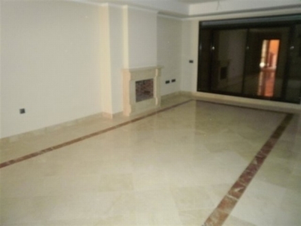 Elviria property: Apartment for sale in Elviria, Malaga 215618