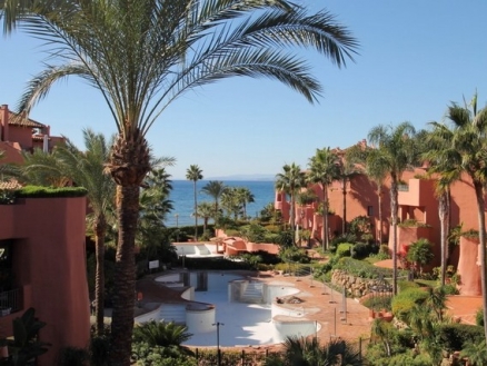 Estepona property: Apartment for sale in Estepona, Spain 215623
