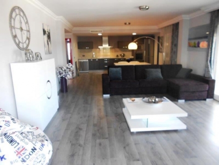 Puerto Banus property: Apartment for sale in Puerto Banus 215645