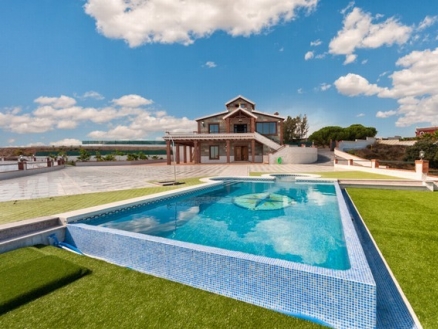 Alhaurin El Grande property: Villa for sale in Alhaurin El Grande, Spain 215663