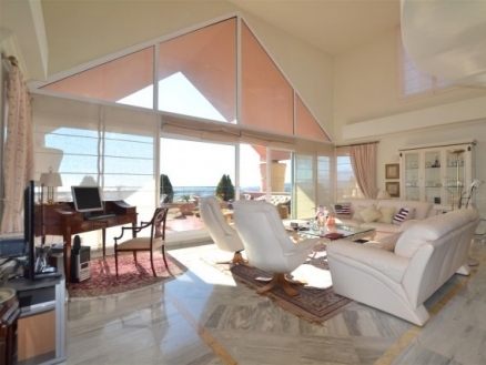 Nueva Andalucia property: Malaga property | 3 bedroom Apartment 215666