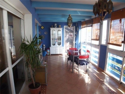 Estepona property: Apartment with 3 bedroom in Estepona 215668