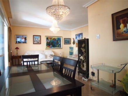 Estepona property: Apartment for sale in Estepona, Malaga 215668