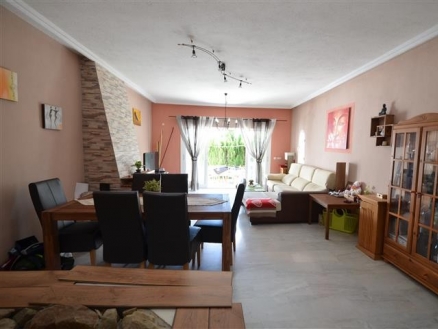 La Duquesa property: Townhome for sale in La Duquesa 215671