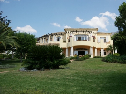 Sierra Blanca property: Villa for sale in Sierra Blanca 215673
