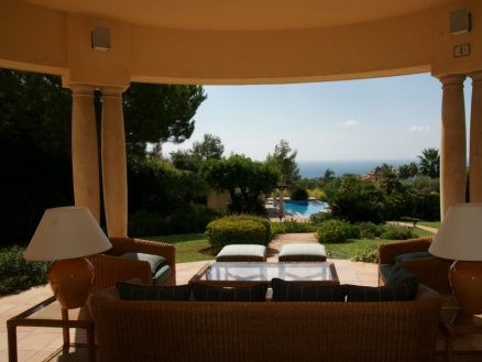 Sierra Blanca property: Villa for sale in Sierra Blanca, Malaga 215673
