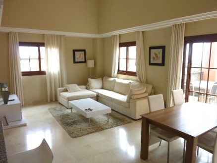 Benahavis property: Apartment with 2 bedroom in Benahavis, Spain 215674