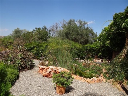 Alhaurin De La Torre property: Villa for sale in Alhaurin De La Torre, Malaga 215680