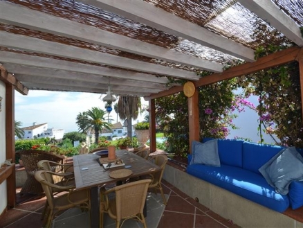 Estepona property: Malaga property | 3 bedroom Villa 215681