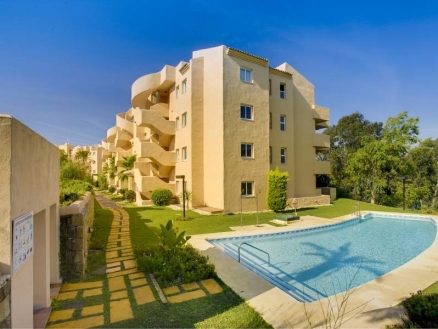 Elviria property: Apartment for sale in Elviria 215686
