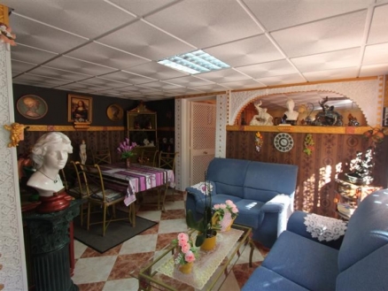 Estepona property: Malaga Villa 215689