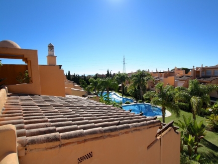 Townhome with 3 bedroom in town 215692