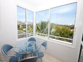 New Golden Mile property: Apartment for sale in New Golden Mile, Malaga 215693