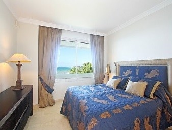 New Golden Mile property: Apartment in Malaga for sale 215693