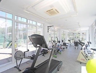 New Golden Mile property: New Golden Mile Apartment 215693