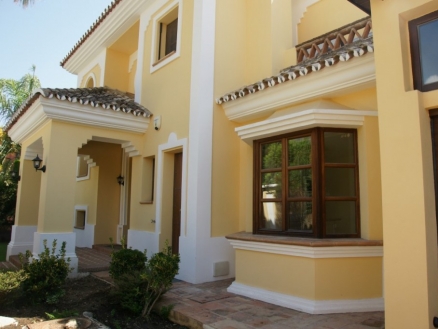 Sierra Blanca property: Villa for sale in Sierra Blanca, Spain 215694