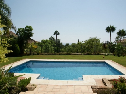 Sierra Blanca property: Villa with 6 bedroom in Sierra Blanca 215694