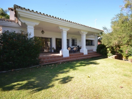 Guadalmina Alta property: Villa for sale in Guadalmina Alta 215702