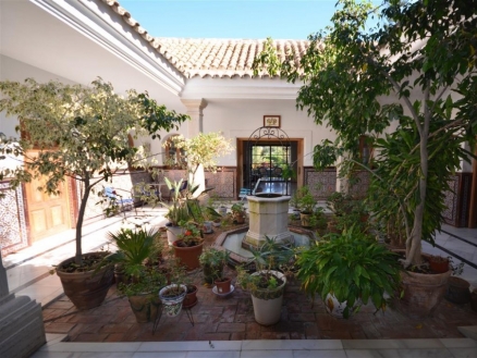 Guadalmina Alta property: Villa with 4 bedroom in Guadalmina Alta, Spain 215702