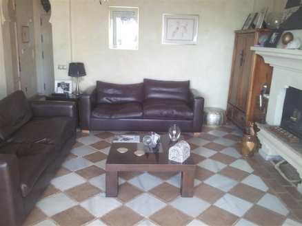 Apartment with 2 bedroom in town 215711