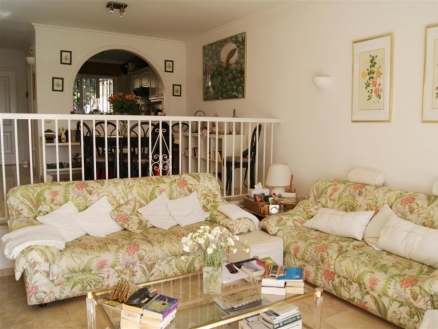 El Paraiso property: Townhome for sale in El Paraiso, Spain 215712