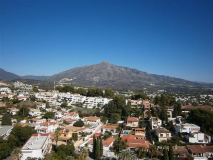 Nueva Andalucia property: Apartment with 1 bedroom in Nueva Andalucia 215716