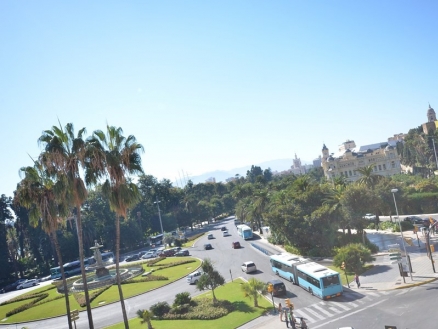 Malaga property: Apartment with 4 bedroom in Malaga 215717