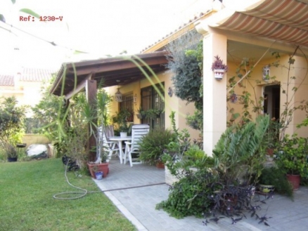 Alhaurin De La Torre property: Townhome for sale in Alhaurin De La Torre 215726