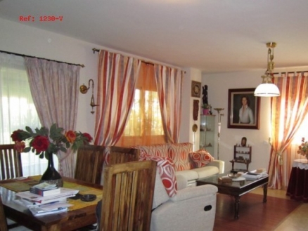 Alhaurin De La Torre property: Townhome with 4 bedroom in Alhaurin De La Torre, Spain 215726