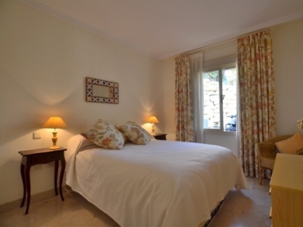 Nueva Andalucia property: Apartment for sale in Nueva Andalucia, Malaga 215729