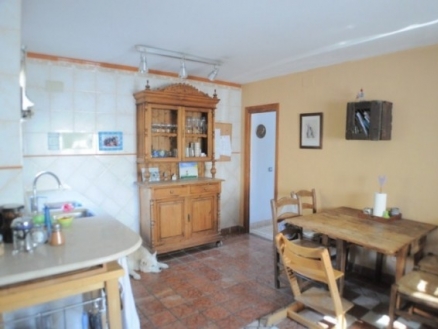 Nueva Andalucia property: Malaga Villa 215733