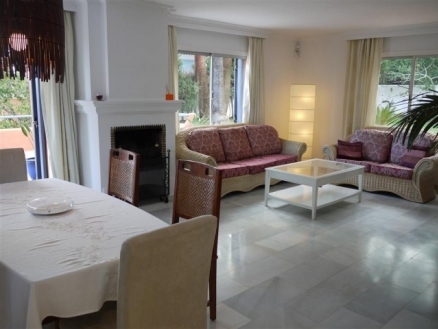 Nueva Andalucia property: Malaga property | 4 bedroom Villa 215734