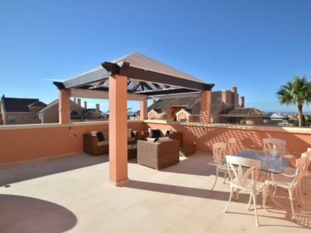 Nueva Andalucia property: Apartment with 3 bedroom in Nueva Andalucia, Spain 215736