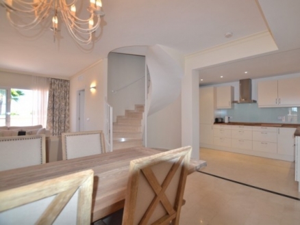 Nueva Andalucia property: Apartment in Malaga for sale 215736