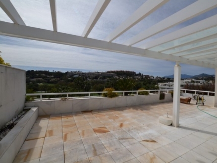 Nueva Andalucia property: Apartment for sale in Nueva Andalucia, Spain 215741