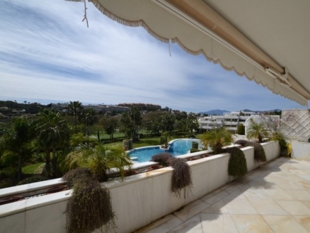 Nueva Andalucia property: Apartment with 3 bedroom in Nueva Andalucia 215741