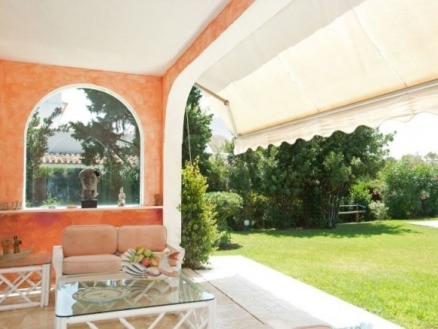 Nueva Andalucia property: Villa with 3 bedroom in Nueva Andalucia, Spain 215742