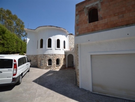 Benahavis property: Villa for sale in Benahavis, Spain 215743