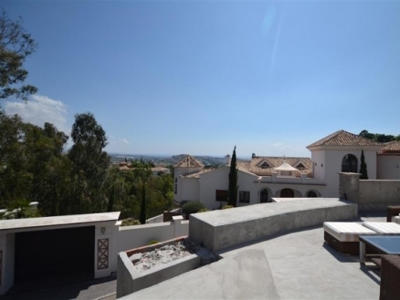 Benahavis property: Villa with 4 bedroom in Benahavis 215743