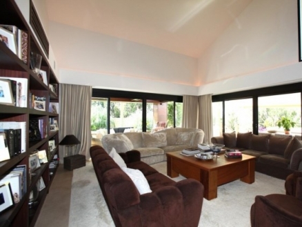 Nueva Andalucia property: Nueva Andalucia Villa 215748